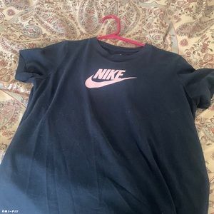 Nike tee